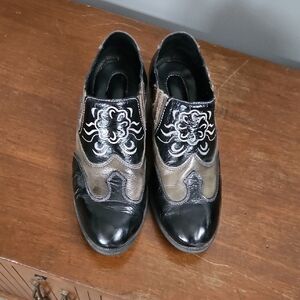 Elegant Black and Brown Men's Dress Shoes